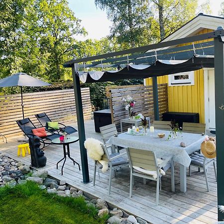 Villa Lillgarden With Sauna And Jacuzzi 노르셰핑 외부 사진